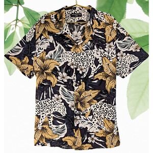 Vacancy Co XL Tropical Leopard Floral Print Button Up Soft Shirt unisex